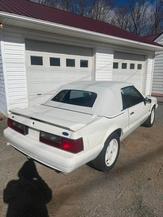 1993 Ford Mustang 3rd Gen - Image 4 of 7