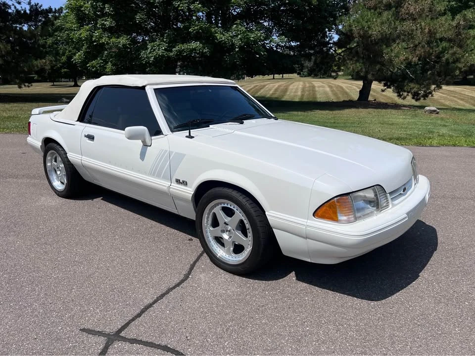 1993 Ford Mustang 3rd Gen - Image 2 of 15