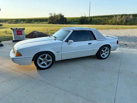1993 Ford Mustang LX 5.0 Liter Convertible