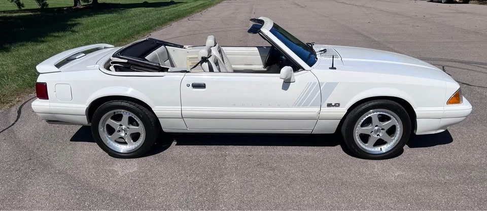 1993 Ford Mustang 3rd Gen - Image 6 of 15