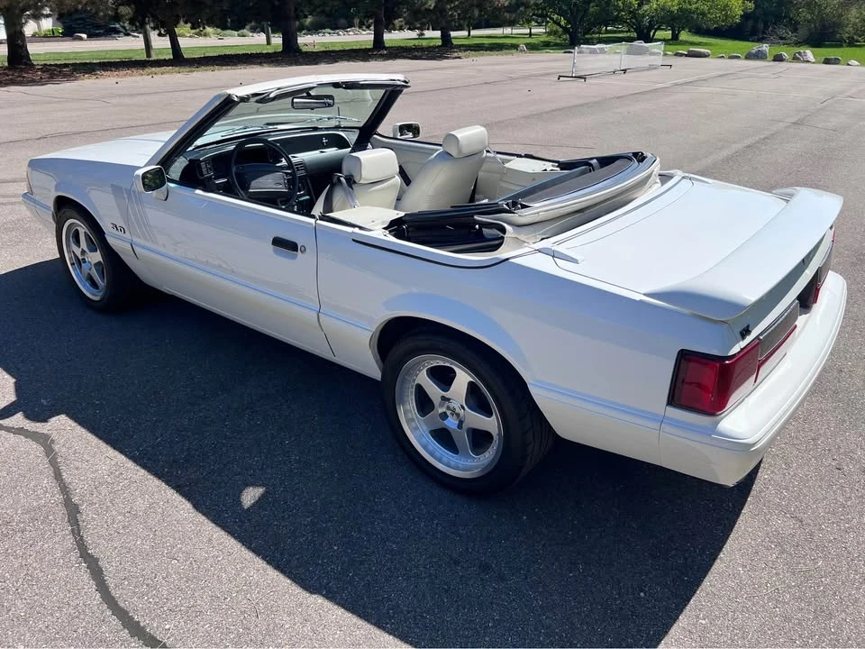 1993 Ford Mustang 3rd Gen - Image 8 of 15