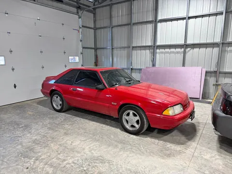 1993 Ford Mustang LX 5.0 Liter Hatchback