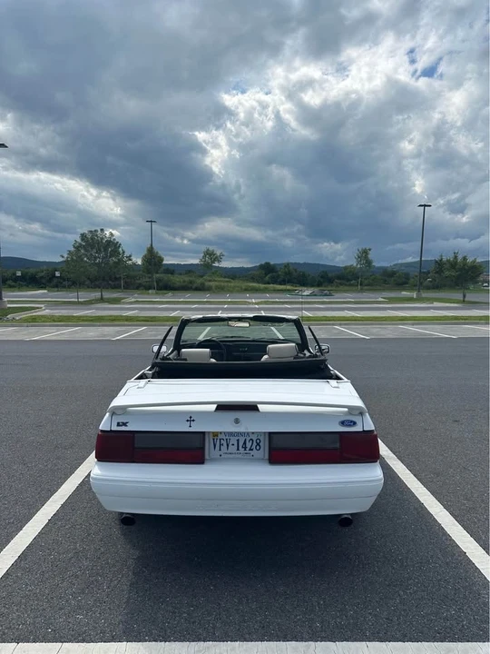 1993 Ford Mustang 3rd Gen - Image 5 of 13