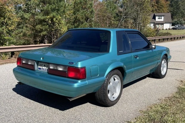 1993 Ford Mustang 3rd Gen - Image 2 of 8
