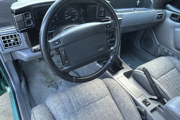 1993 Ford Mustang 3rd Gen - Image 5 of 8