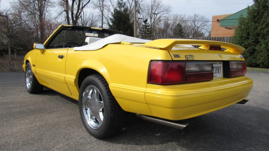 1993 Ford Mustang 3rd Gen - Image 3 of 12