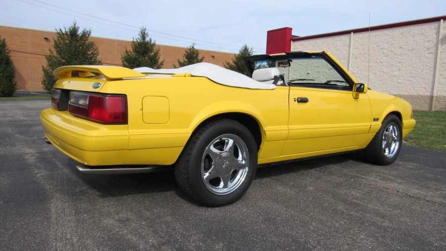 1993 Ford Mustang 3rd Gen - Image 9 of 12