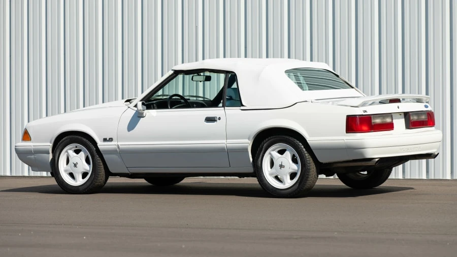 1993 Ford Mustang 3rd Gen - Image 3 of 27