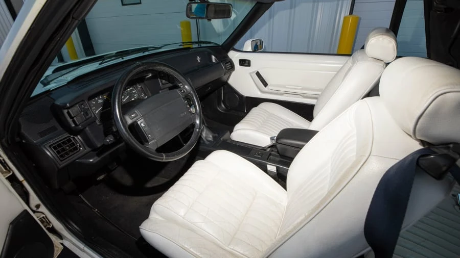 1993 Ford Mustang 3rd Gen - Image 4 of 27