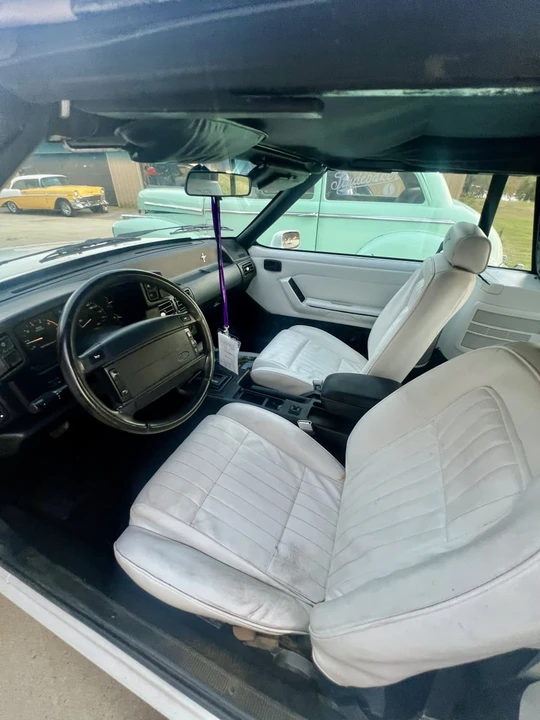 1993 Ford Mustang 3rd Gen - Image 9 of 18