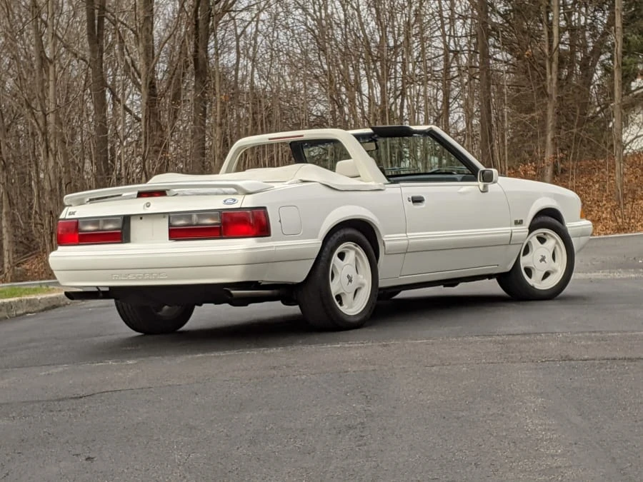 1993 Ford Mustang 3rd Gen - Image 9 of 12