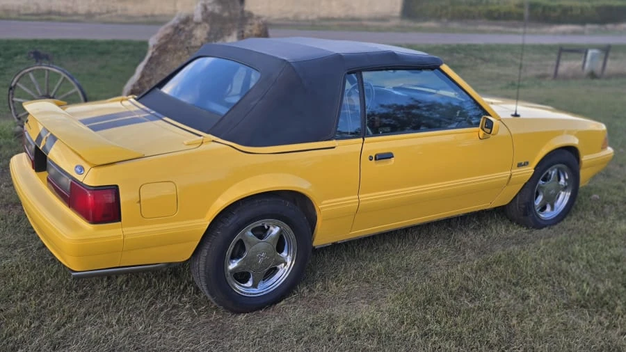 1993 Ford Mustang 3rd Gen - Image 3 of 24