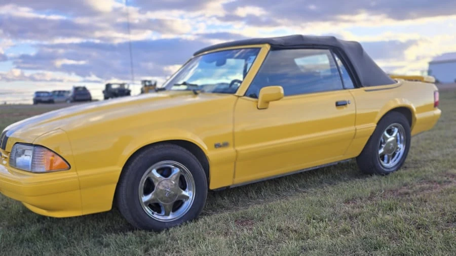 1993 Ford Mustang 3rd Gen - Image 14 of 24