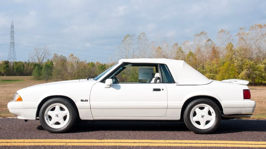1993 Ford Mustang 3rd Gen - Image 2 of 5