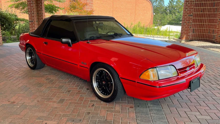1993 Ford Mustang 3rd Gen - Image 16 of 18