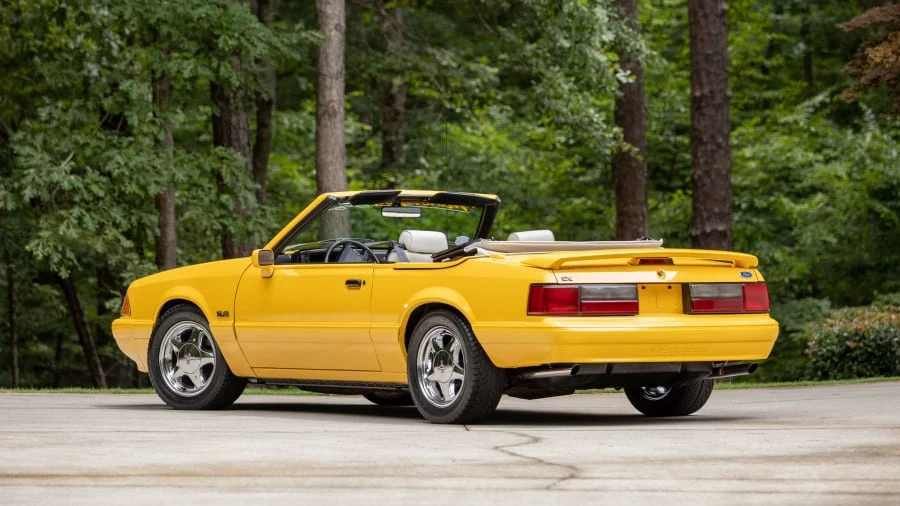 1993 Ford Mustang 3rd Gen - Image 3 of 24