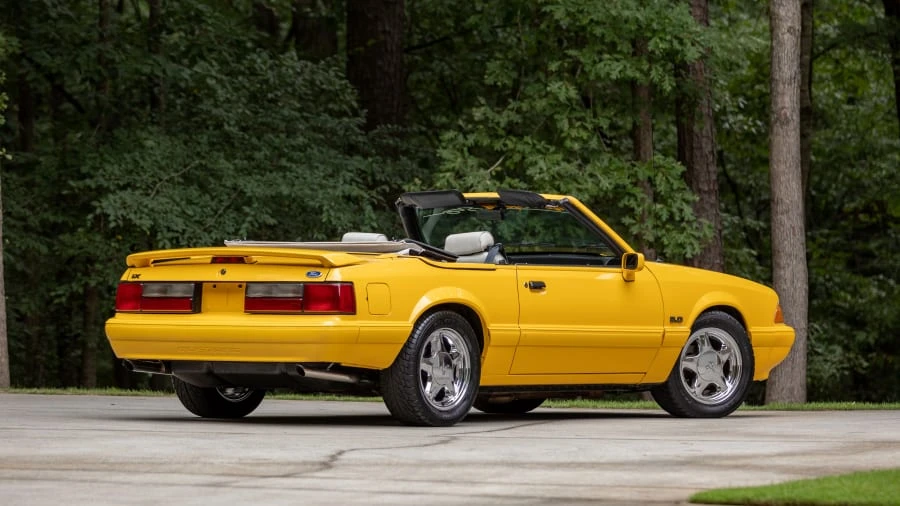 1993 Ford Mustang 3rd Gen - Image 13 of 24