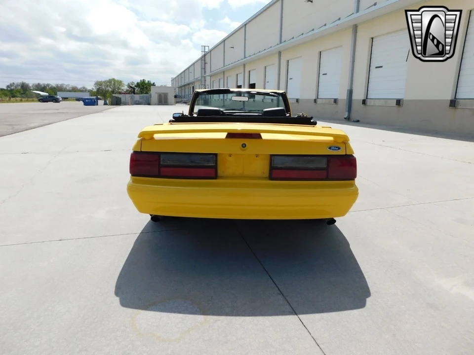 1993 Ford Mustang 3rd Gen - Image 5 of 12