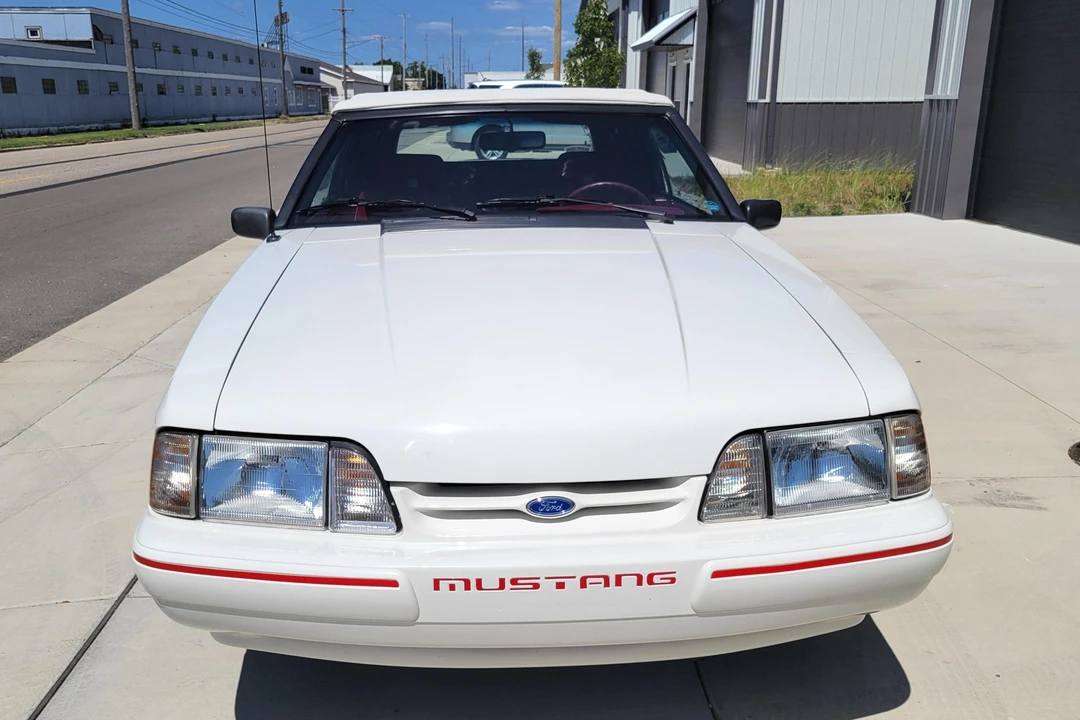 1993 Ford Mustang 3rd Gen - Image 2 of 31
