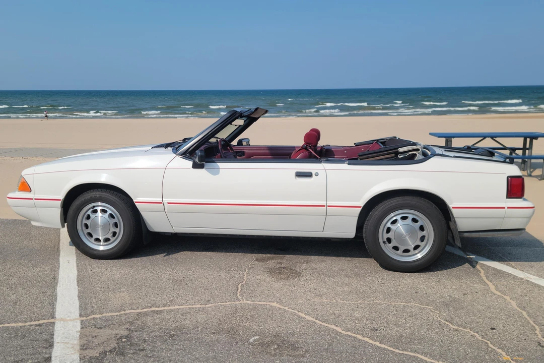 1993 Ford Mustang 3rd Gen - Image 3 of 31