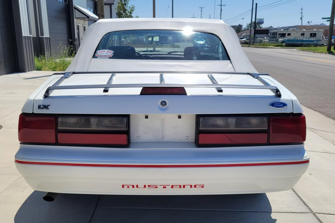1993 Ford Mustang 3rd Gen - Image 5 of 31