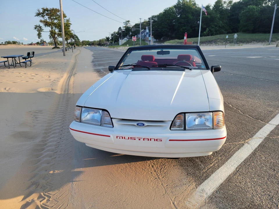 1993 Ford Mustang 3rd Gen - Image 9 of 31