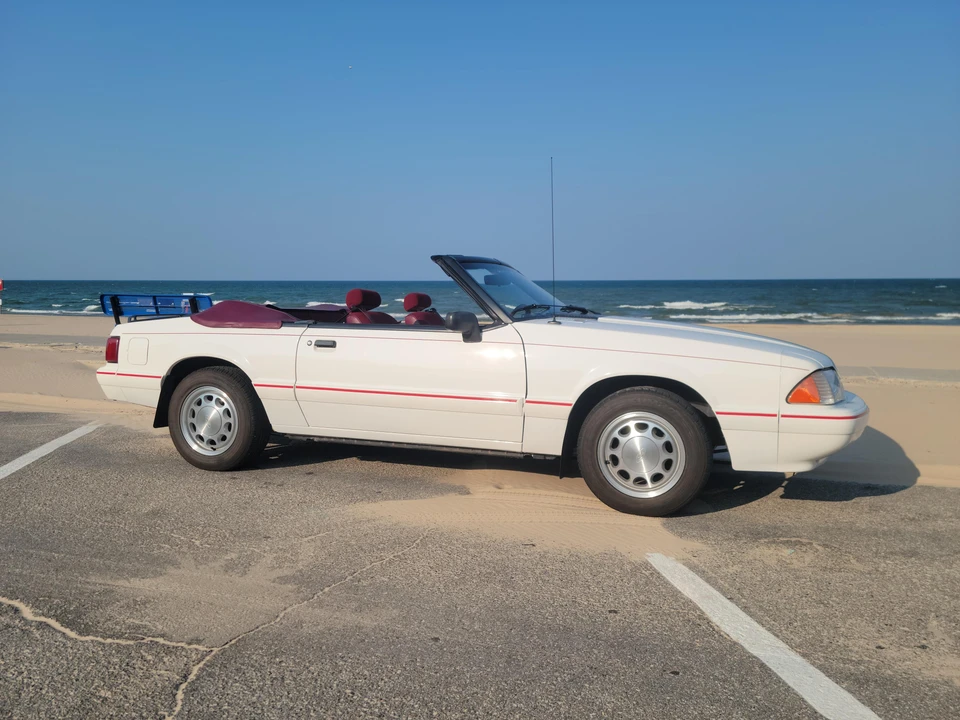 1993 Ford Mustang 3rd Gen - Image 29 of 31