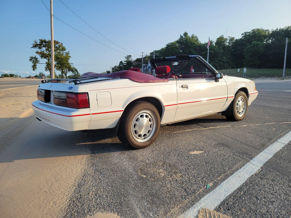 1993 Ford Mustang 3rd Gen - Image 24 of 31