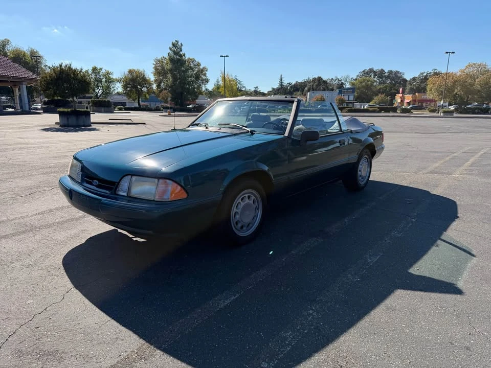 1993 Ford Mustang 3rd Gen - Image 7 of 13
