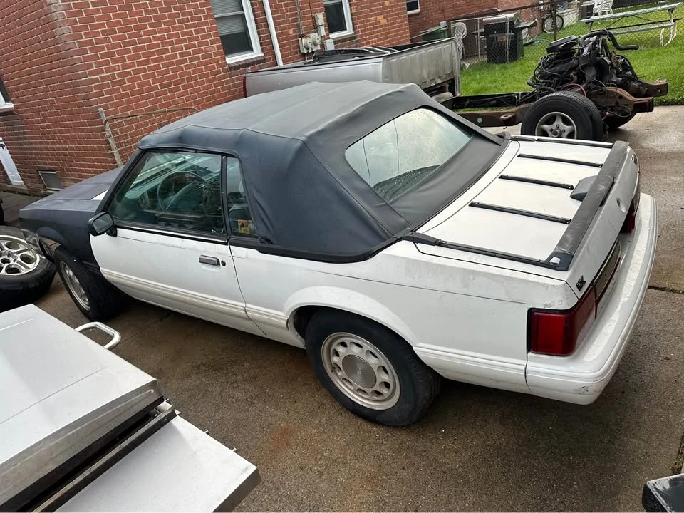 1993 Ford Mustang 3rd Gen - Image 3 of 11