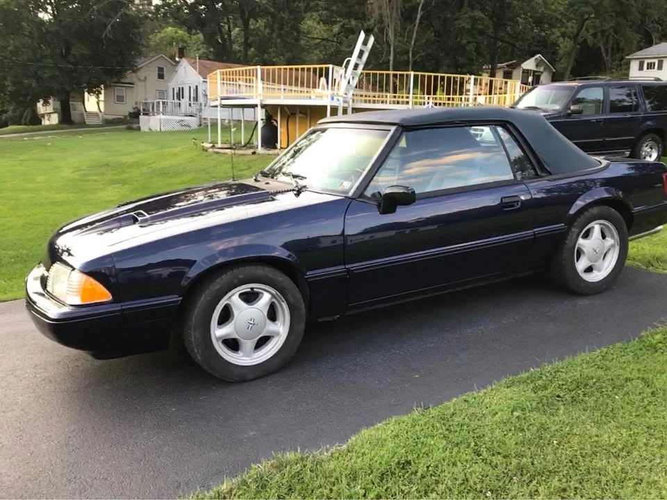 1993 Ford Mustang 3rd Gen - Image 2 of 4