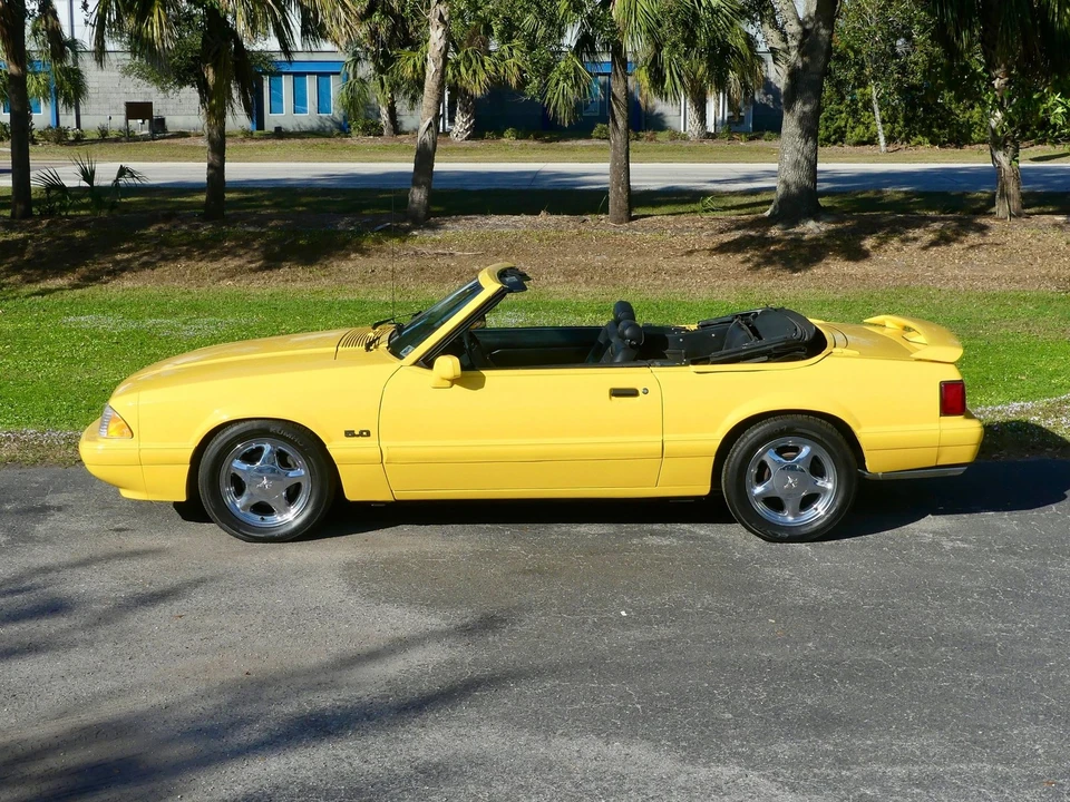 1993 Ford Mustang 3rd Gen - Image 15 of 21