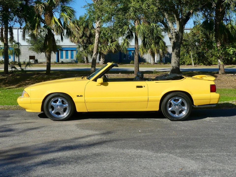 1993 Ford Mustang 3rd Gen - Image 13 of 21
