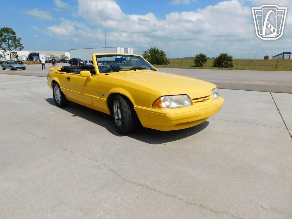1993 Ford Mustang 3rd Gen - Image 10 of 12
