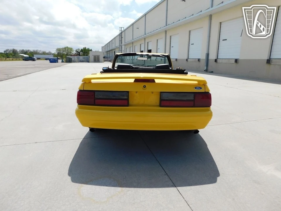 1993 Ford Mustang 3rd Gen - Image 5 of 12