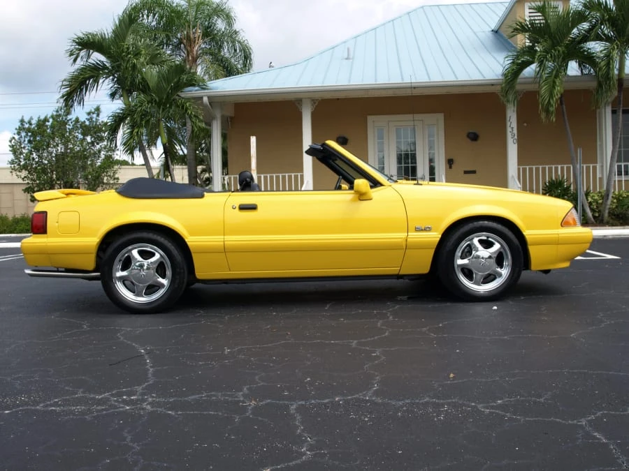 1993 Ford Mustang 3rd Gen - Image 2 of 8