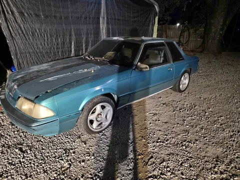 1993 Ford Mustang LX Coupe 2D