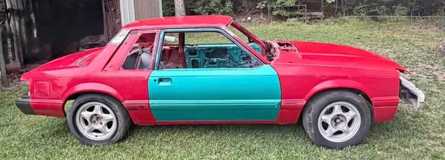 1993 Ford Mustang LX Coupe 2D