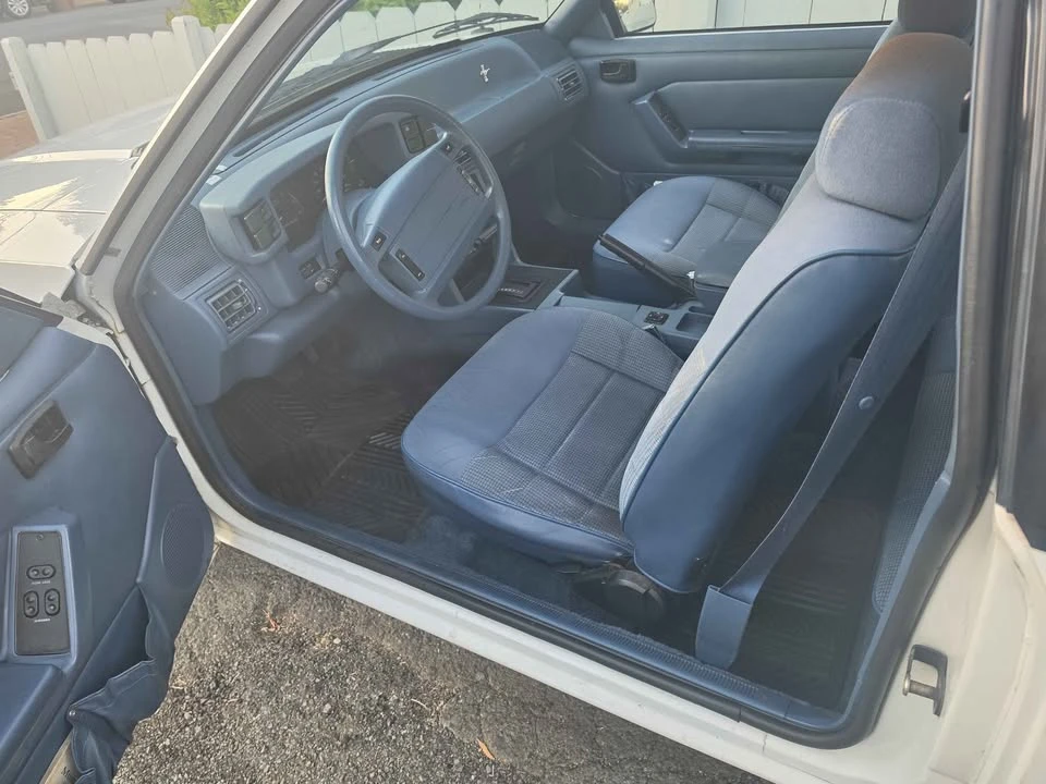 1993 Ford Mustang 3rd Gen - Image 6 of 10
