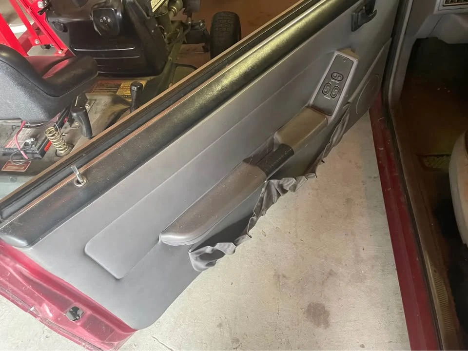 1993 Ford Mustang 3rd Gen - Image 7 of 19