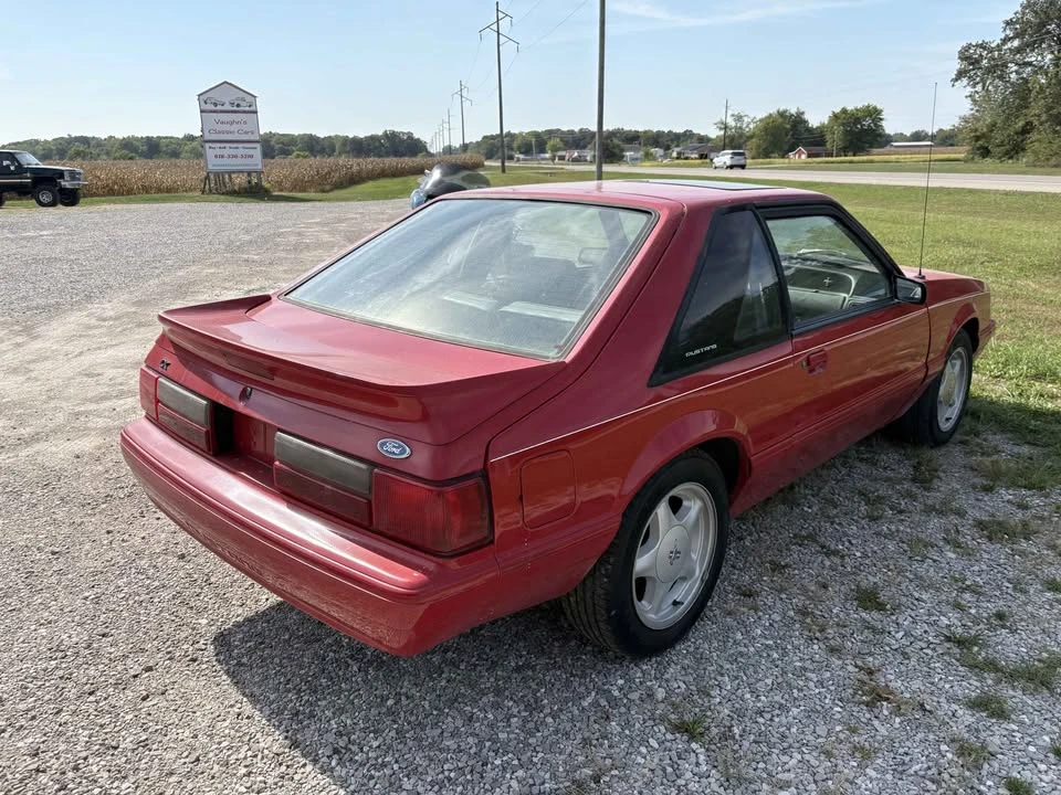1993 Ford Mustang 3rd Gen - Image 5 of 18