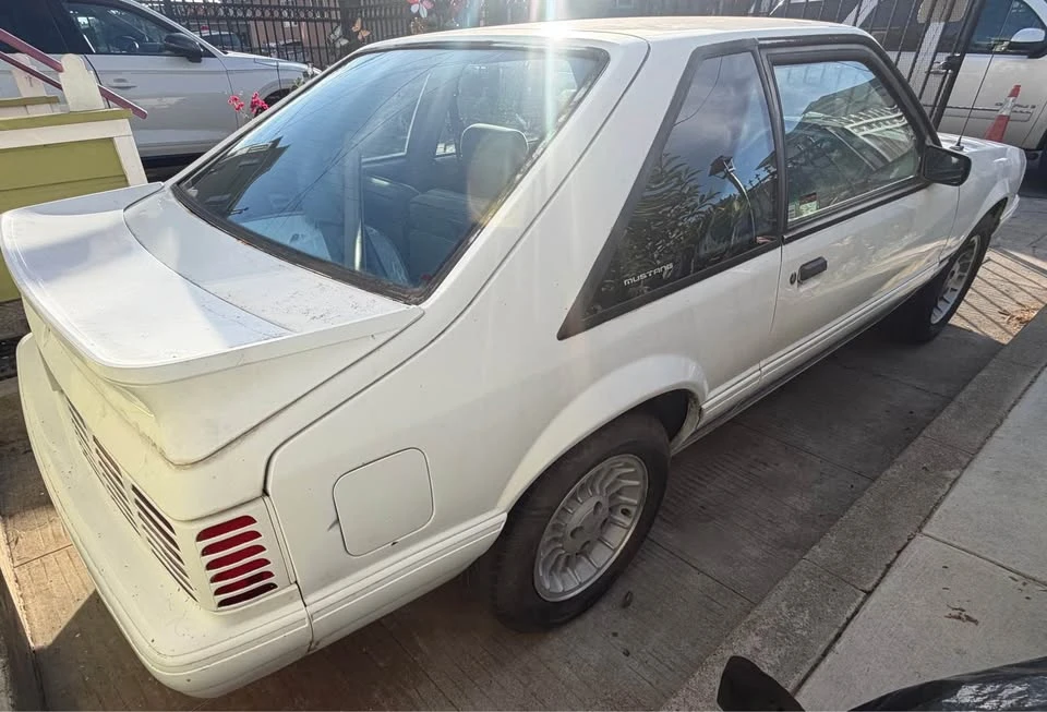 1993 Ford Mustang 3rd Gen - Image 7 of 14