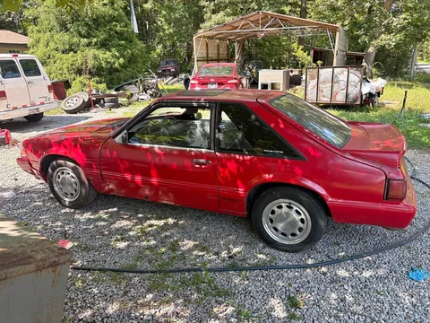 1993 Ford Mustang LX Hatchback 2D