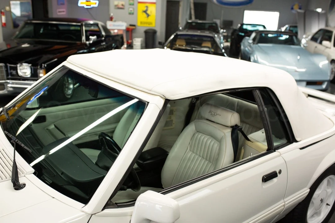 1993 Ford Mustang 3rd Gen - Image 10 of 18
