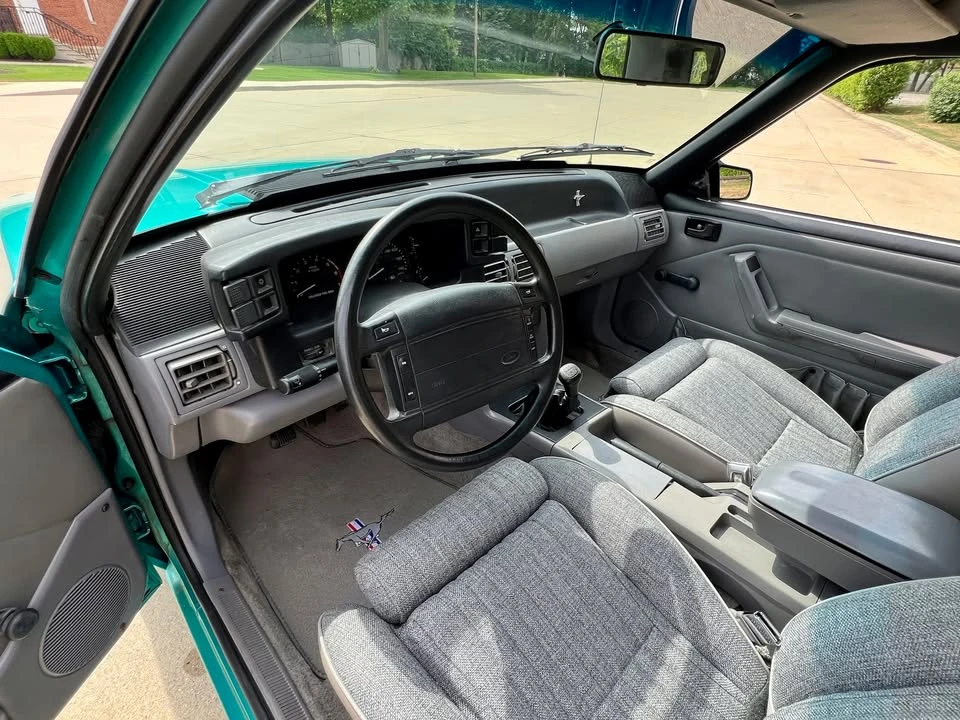 1993 Ford Mustang 3rd Gen - Image 13 of 18