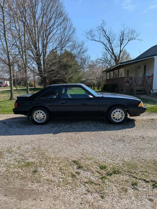 1993 Ford Mustang 3rd Gen - Image 4 of 15