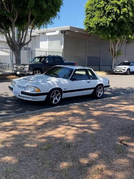1993 Ford Mustang 3rd Gen - Image 9 of 11