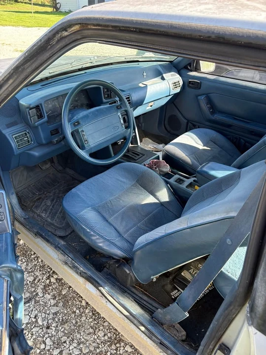 1993 Ford Mustang 3rd Gen - Image 3 of 11