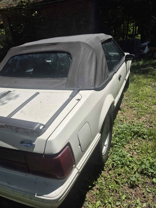 1993 Ford Mustang 3rd Gen - Image 2 of 4