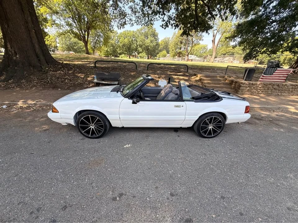 1993 Ford Mustang 3rd Gen - Image 3 of 10